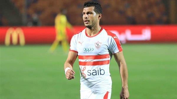 طارق حامد وإمام عاشور راحة من التدريبات الجماعية