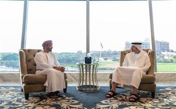   عمان والإمارات يستعرضان العلاقات الوثيقة بين البلدين