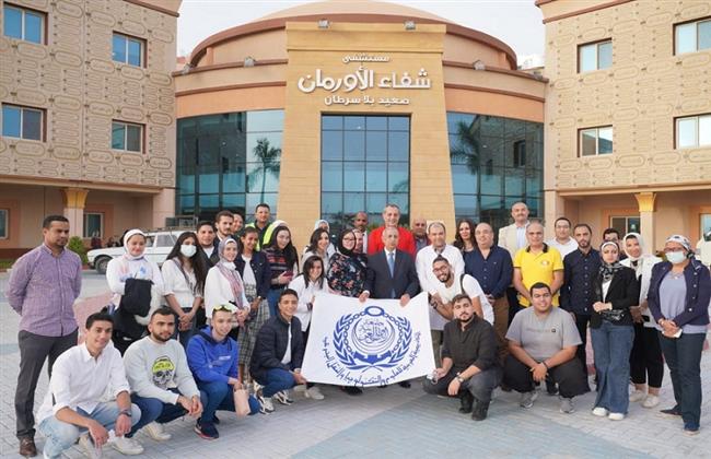 د. إسماعيل عبد الغفار في زيارة  لمستشفي شفاء الاورمان بالأقصر