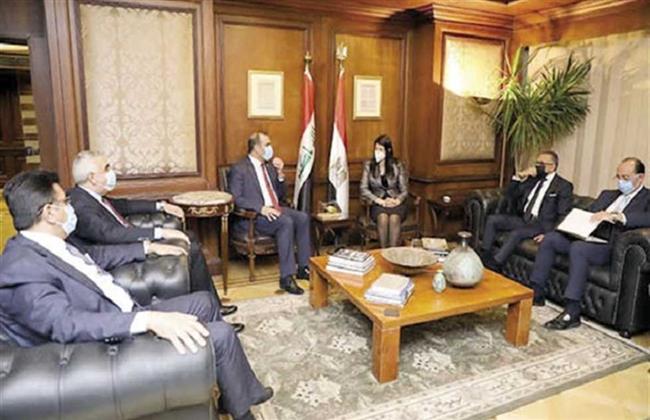 وفد عراقي يبحث الاستفادة من التجربة المصرية في بناء المدن الجديدة