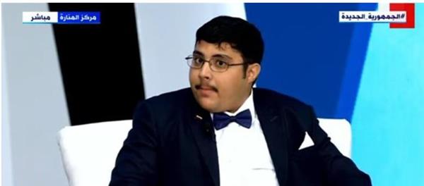 شاب من ذوي الهمم يسأل السيسي: «أنت مبسوط إنك رئيس مصر؟»