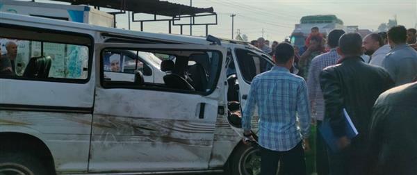 بالأسماء.. إصابة 16 شخصا بينهم طلاب في حادث تصادم بكفر الشيخ