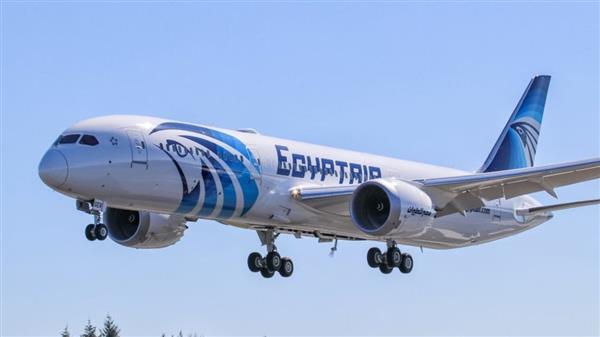 «مصر للطيران» تناشد عملائها مراجعة ضوابط السفر للدول المختلفة