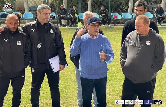 فينجادا يحضر مران المنتخب الأولمبي لكرة القدم