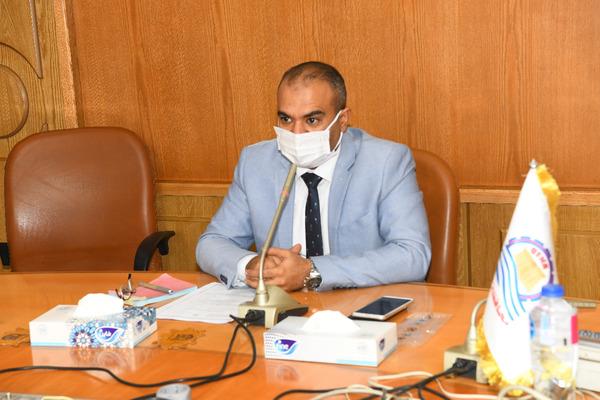 قنا تبحث آليات إنشاء محطة تبادلية للقمر الصناعى «طيبة-1»