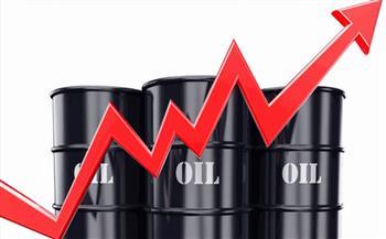 ارتفاع النفط مع تراجع المخاوف بشأن «أوميكرون» وتعثّر المحادثات مع إيران