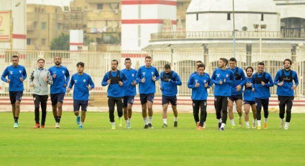 لاعبو الزمالك يخوضون تدريبات تأهيلية وإطالات