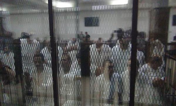 تأجيل إعادة محاكمة المتهمين بـ فض اعتصام النهضة لـ4 يناير