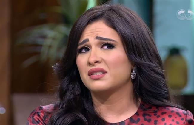 فيديو يوجع القلب.. ياسمين عبد العزيز: التربي قالي بنجهزلك المقبرة
