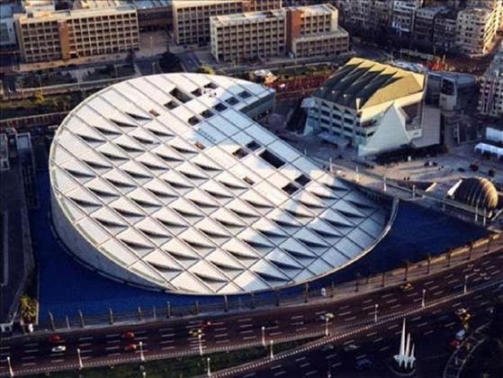 اليوم العالمي للسعادة فى مكتبة الإسكندرية