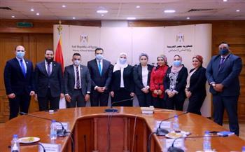 وفد تنسيقية شباب الاحزاب يبحث مع وزيرة التضامن جهود العمل المشترك
