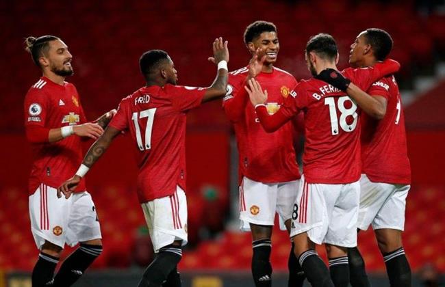 ليدز يلتقى مانشستر يونايتد بالدورى الإنجليزى