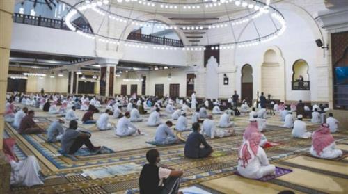 بسبب كورونا.. إغلاق 14 مسجدًا في السعودية