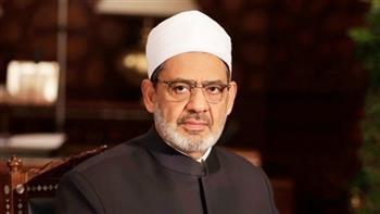 شيخ الأزهر يهنئ البابا تواضروس والإخوة المسيحيين بعيد القيامة