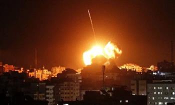   الاحتلال الإسرائيلى يشن سلسلة  غارات عنيفة على غزة