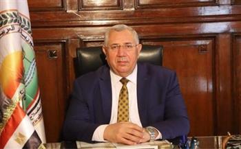 وزير الزراعة يهنئ مزارعي مصر والعاملين بالقطاع الزراعي بمناسبة عيد الفطر