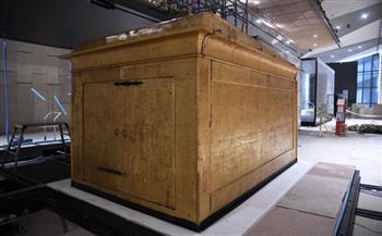   الانتهاء من إعادة تركيب المقصورة الثالثة للملك توت عنخ آمون بالمتحف المصري الكبير