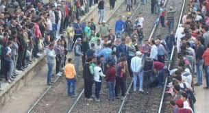ننشر الصورة الأولى لـ شخصان صدمهما القطار أثناء عبورهما مزلقان زكي بطوخ