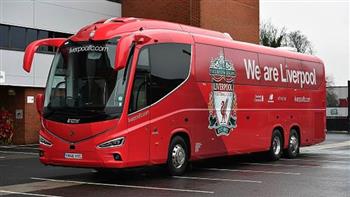   وصول حافلة ليفربول إلى ملعب أولد ترافورد 