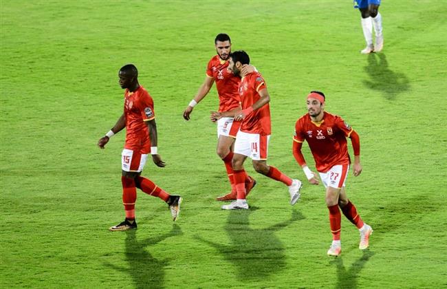 الأهلى يهزم صن داونز بثنائية طاهر وصلاح محسن ويقترب من حسم التأهل 