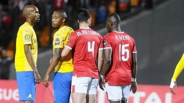 الأهلي يتقدم بشكوى عاجلة لـ«كاف» ضد حكم مباراته مع صن داونز