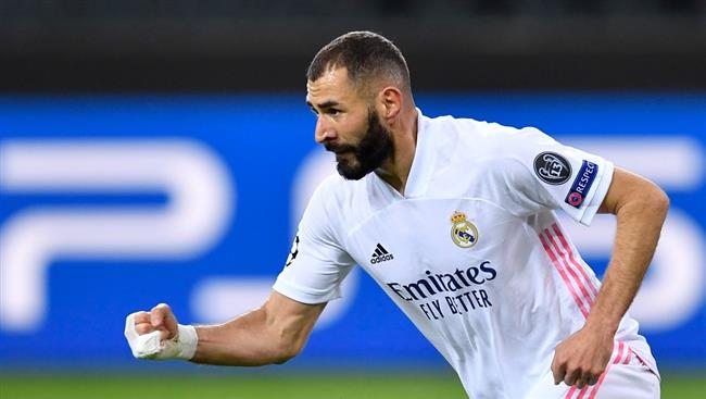 بنزيما يقود هجوم ريال مدريد في مواجهة أتلتيك بلباو