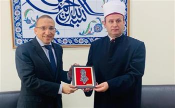   مصر تبحث سبل تعزيز العلاقات بين الأزهر والمشيخة الإسلامية فى ألبانيا