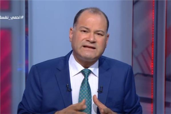 رسالة خاصة من طالبات مصريات بفرنسا للرئيس السيسي عبر بالورقة والقلم