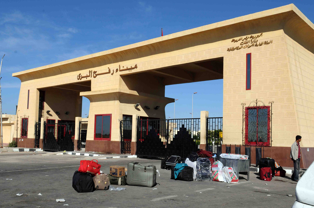 استمرار فتح معبر رفح البرى استثنائيا لاستقبال مصابين غزة