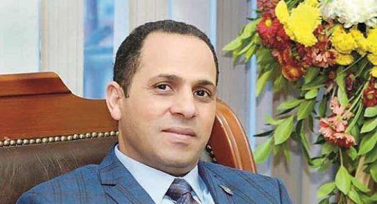 عبيد صالح .. تطبيق إدارة الجامعة الذكية لمواكبه التطورات