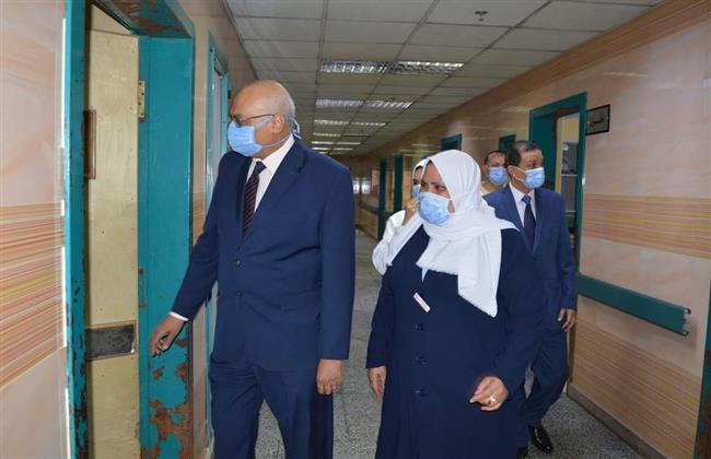 مدير التأمين الصحى بالقليوبية يجرى جولات يومية لمتابعة سير العمل