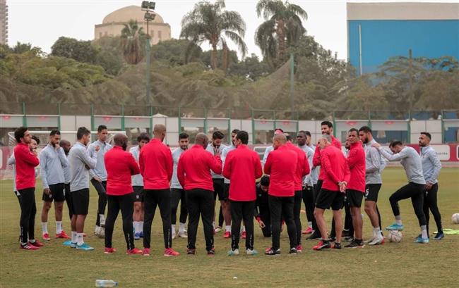 كواليس اجتماع كبار الأهلى مع اللاعبين 
