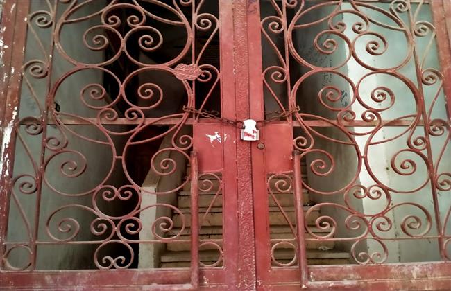 تحرير 44  محضراً متنوعاً لمخالفين لقرارات الغلق بكفر الشيخ