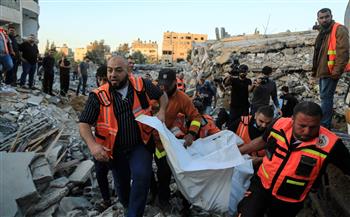   انتشال جثامين 9 شهداء بينهم طفلة من تحت الأنقاض بسبب العدوان الإسرائيلي