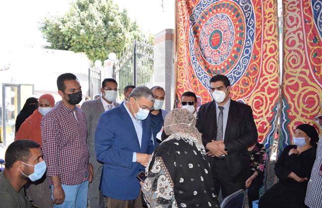 محافظ المنيا : تجهيز 16 مركزاً للتطعيم بجميع المراكز وفريق متحرك للأماكن العامة