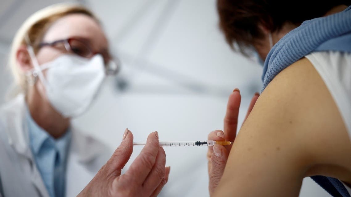 خلط اللقاحات لمواجهة تحورات كورونا
