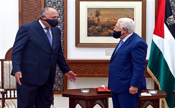   شكرى يؤكد لـ الرئيس الفلسطينى استمرار مصر فى تثبيت وقف إطلاق النار بغزة