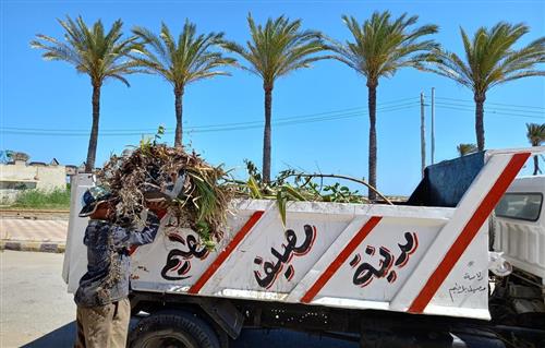 محافظ كفر الشيخ : رفع 1980 طن مخلفات بالمراكز والمدن