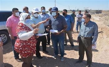 محافظ الوادي الجديد يتابع أعمال إنشاء محطة تخفيض ضغط الغاز الطبيعي بالخارجة