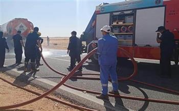 تصادم سيارة نقل مواد بترولية بأخرى في الوادي الجديد