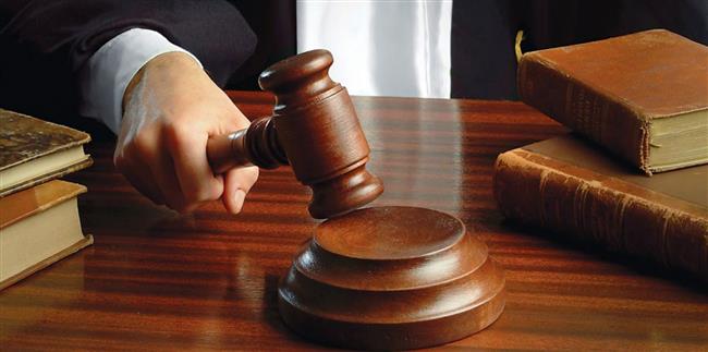 المشدد 15 سنة  لكهربائى هتك عرض طفلته بقنا