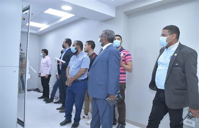 لجنة من وزاراتي "التعليم العالي" و "الاتصالات" تزور جامعة الوادى الجديد 