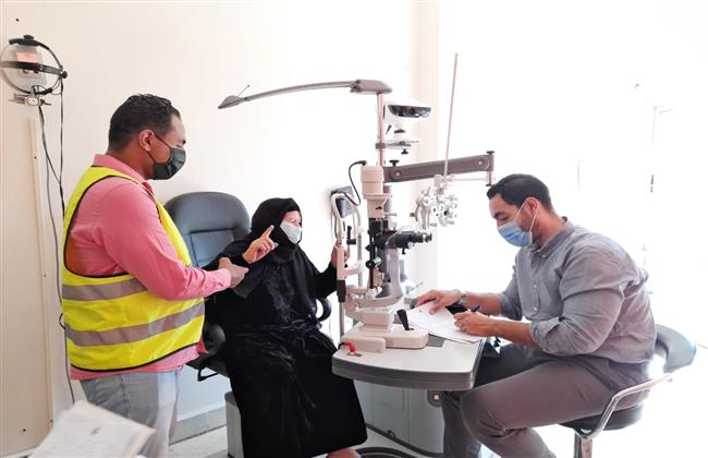 «صناع الخير» تجرى جراحات للعيون بالمجان في سوهاج