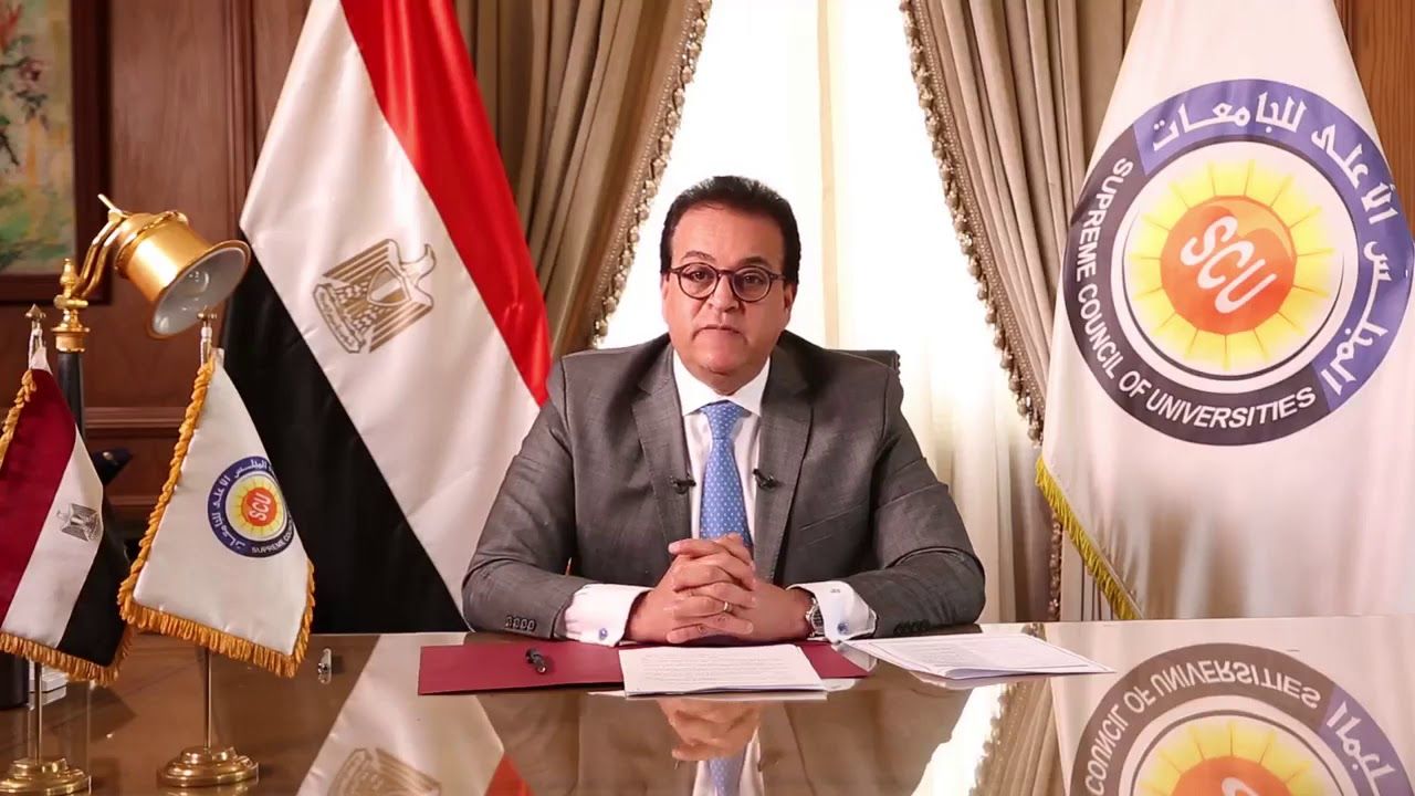 عبدالغفار يبحث تقرير الاعتماد الدولي للمعامل البحثية بجامعة الإسكندرية