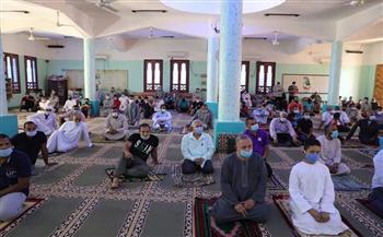 محافظ الوادي الجديد يشدد على الالتزام بالإجراءات الاحترازية لمواجهة كورونا 