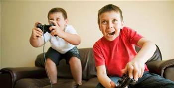 تعرّف على حكم ألعاب الفيديو العنيف للأطفال 