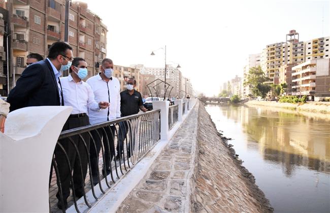 جولة مسائية لمحافظ الغربية لمتابعة مشاريع الرصف 