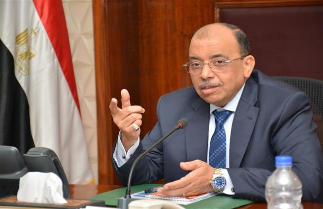 وزير التنمية المحلية يتابع قرار اللجنة الخاصة بكورونا
