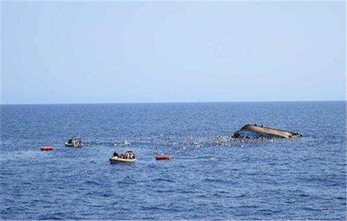 غرق مركب هجرة غير شرعية تحمل 30 شخص