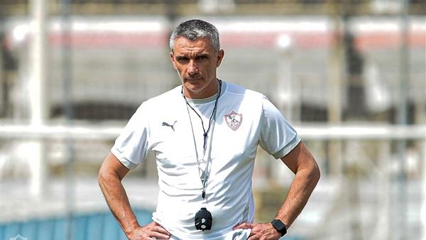 محاضرة فنية من كارتيرون للاعبي الزمالك في الخامسة مساء